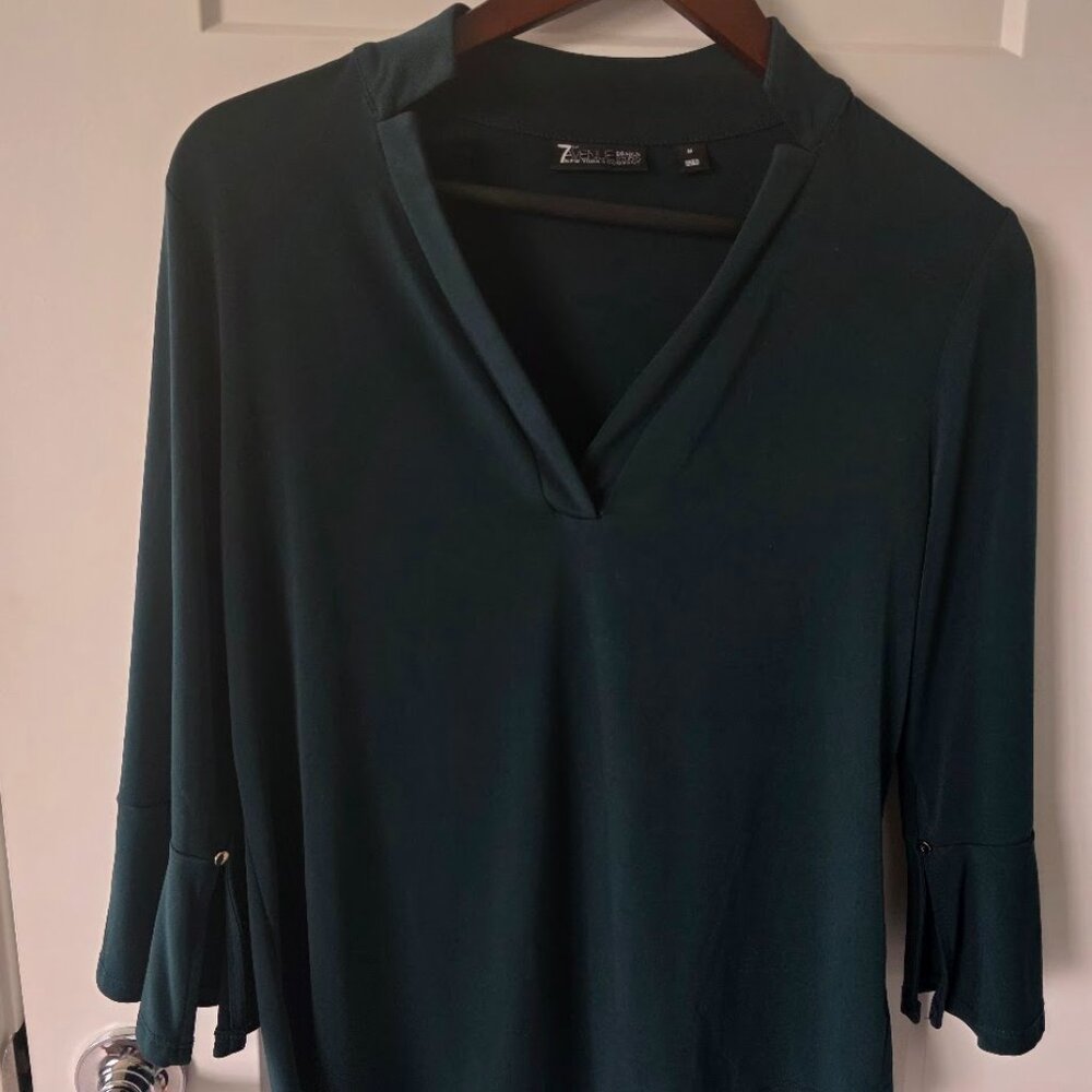7th Ave NY&C Emerald Green Top 3/4 Sleeve Size M
